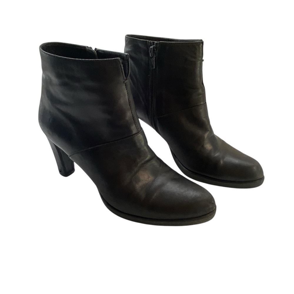 Stuart Weitzman Black Leather Ankle Boots
